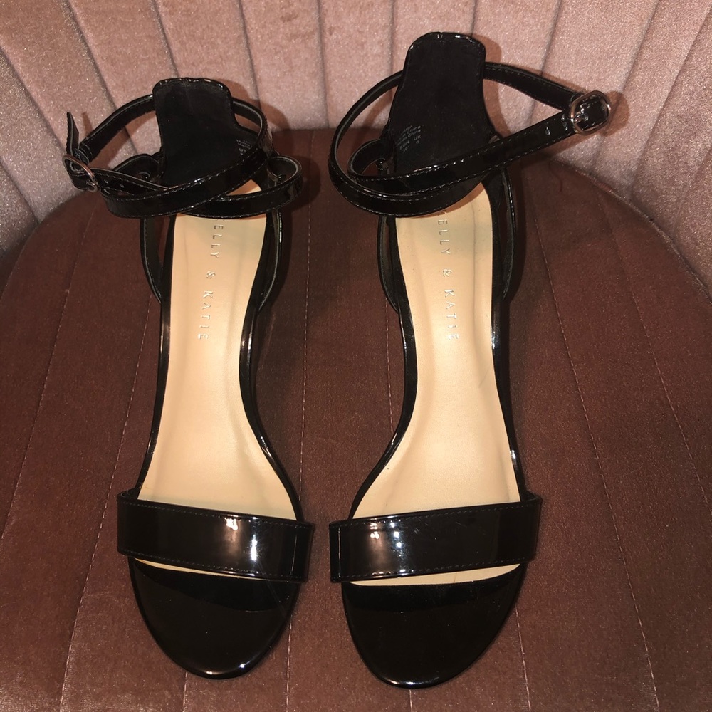 Kelly & Katie Wedges